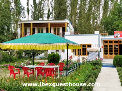 Nubra Hunder Ibex Guest House Outside Sitting Area Photo Nubra Hunder Ibex Guest House Outside Sitting Area